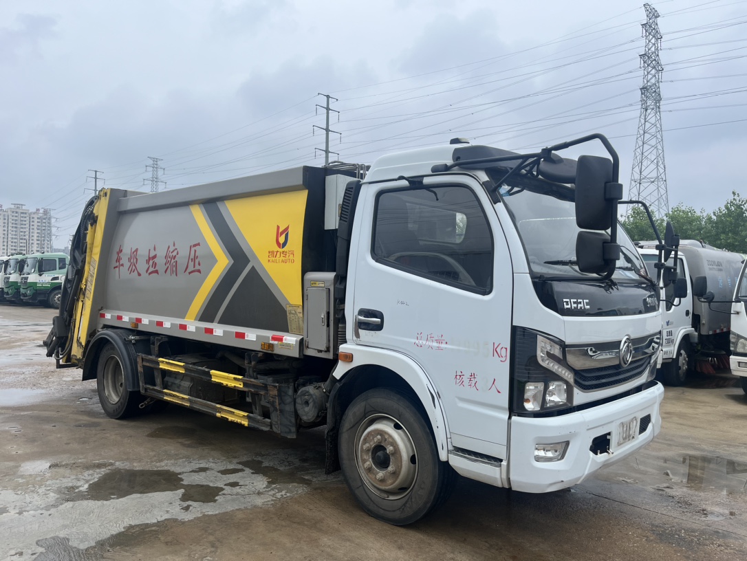 1??車型：國六9方壓縮垃圾車 2??年份：2021年6月 3??發(fā)動機：朝柴170馬力，國六 4??底盤配置：東風凱普特底盤，3800軸距，六檔變速箱，245